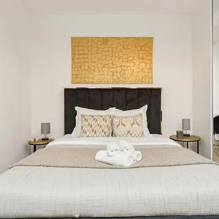 Apartment Bnbnova - Louvre & Tuileries Gardens