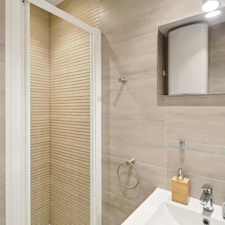 Bnbnova - Louvre & Tuileries Gardens Apartment *